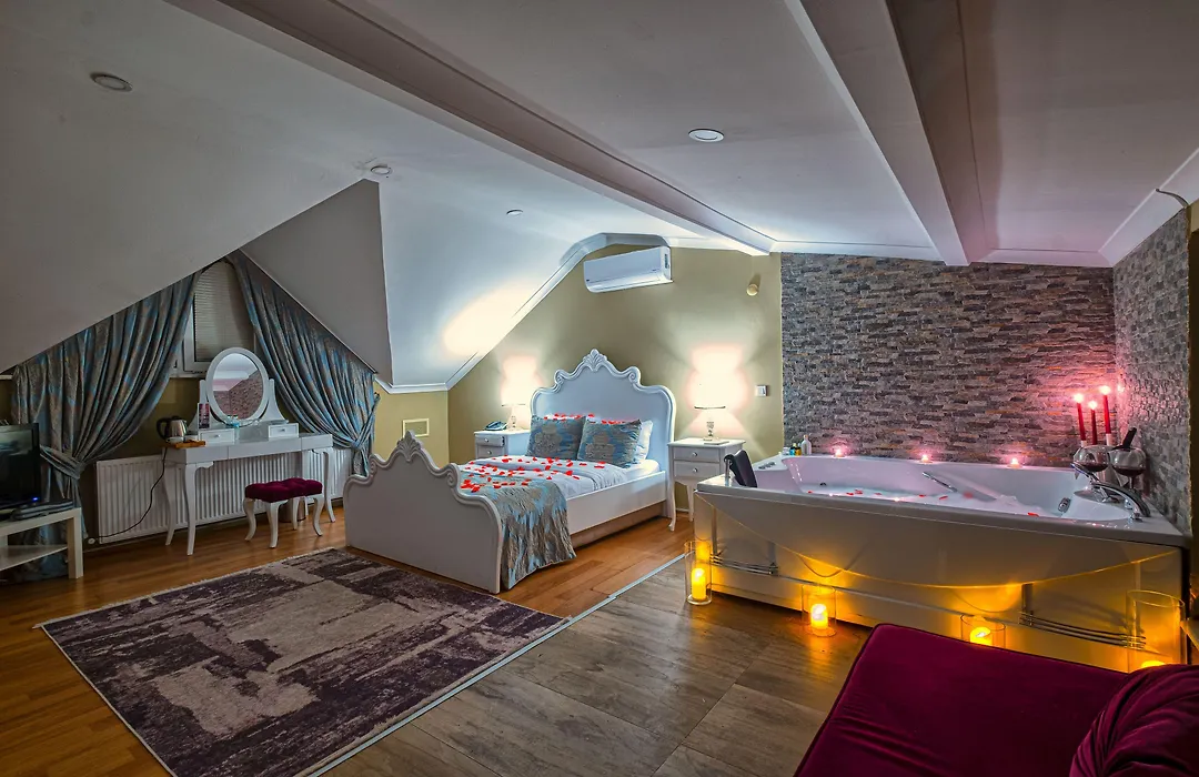 Keyif Boutique Hotel & Restaurant-1